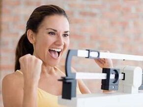 weigh while losing weight 10 kg per month